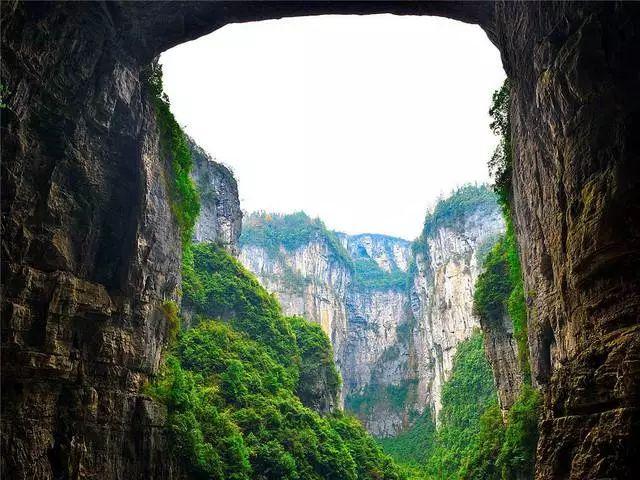 烧香拜佛时，有4大禁忌需要知道，有钱人都知道，怪不得越来越富